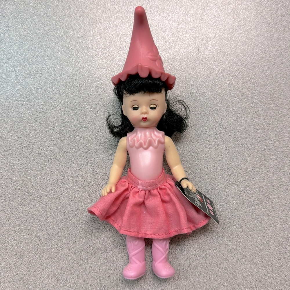 2008 Madame Alexander Wizard of Oz Lullaby Munchkin McDonald’s premium